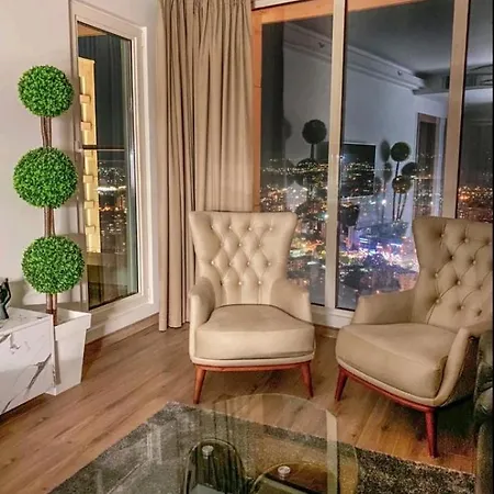 37 Skyline - Cevahir Luxury Apartment *